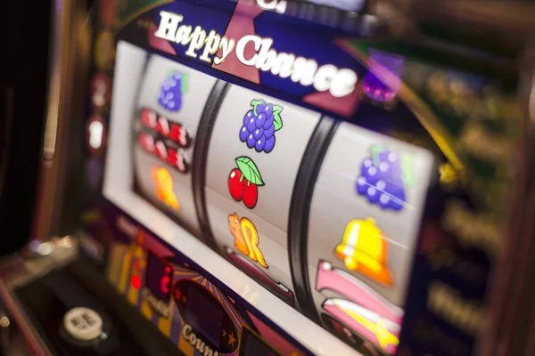 Sweet Bonanza cluster-pay slot interface